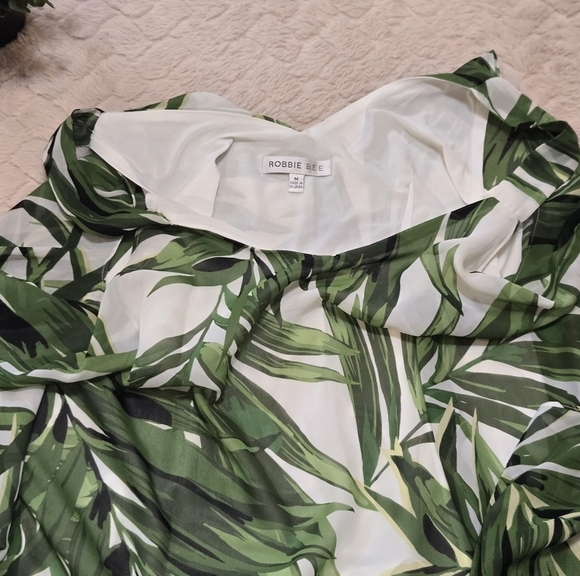 Robbie Bee Green Palm Tropical Flowy Long Dress, Size M - Picture 9 of 9